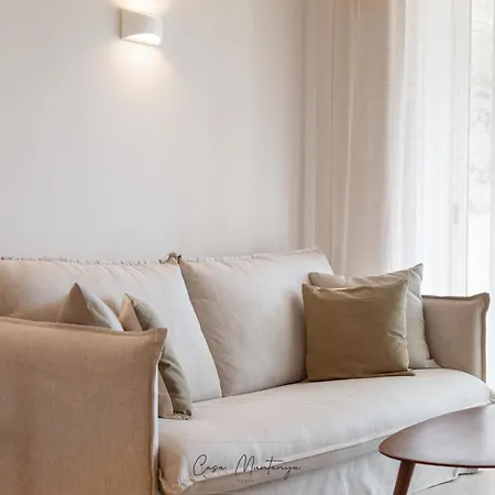 Apartament De Diseno Reformado Con Piscina Y Jardin *