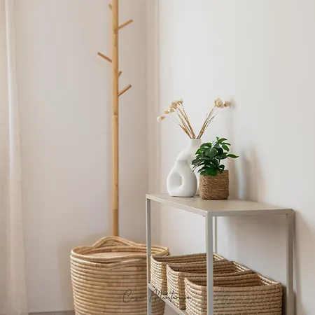 De Diseno Reformado Con Piscina Y Jardin Apartament *